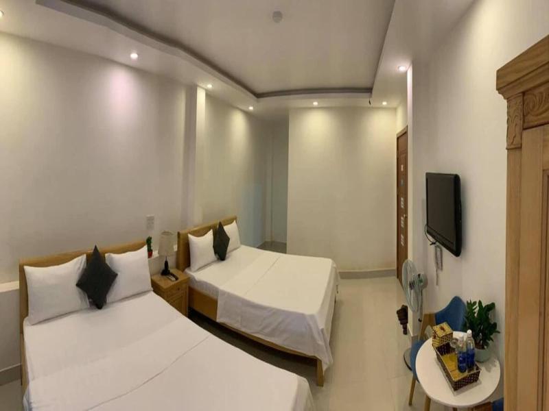 Tuan Anh 2 Hotel By Zuzu