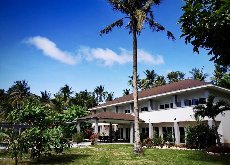 Sunset Cove Beach & Dive Resort image