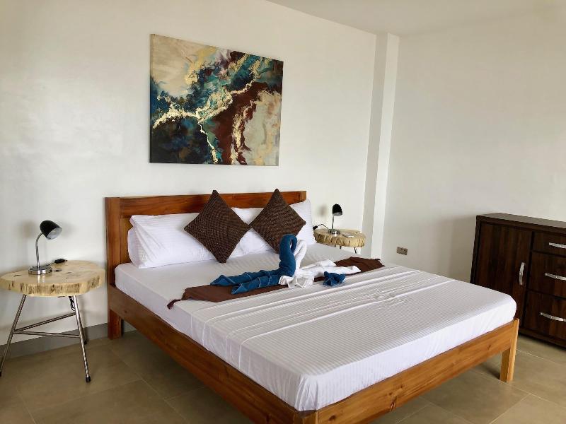 Sunset Cove Beach & Dive Resort image