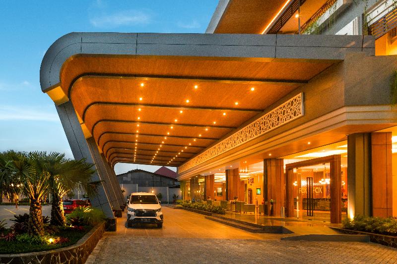 FOX HARRIS Hotel & Conventions Banjarnegara image