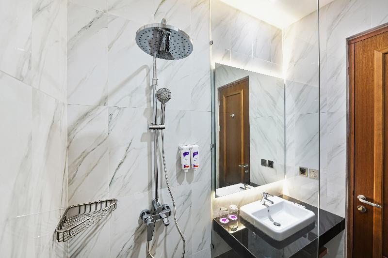 FOX HARRIS Hotel & Conventions Banjarnegara image