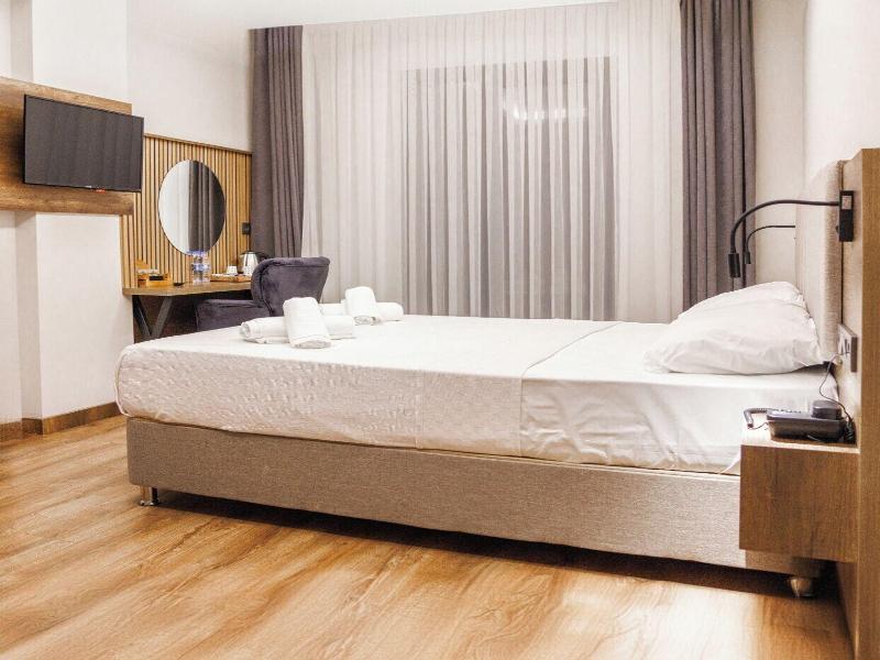 Querencia Suit Hotel image