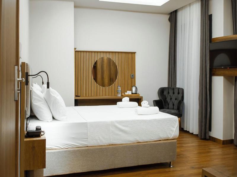 Querencia Suit Hotel image