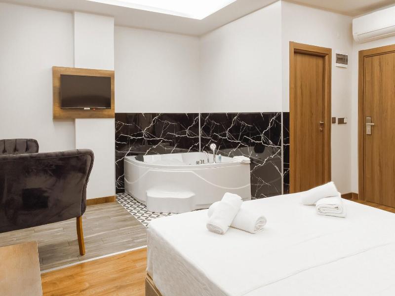 Querencia Suit Hotel image