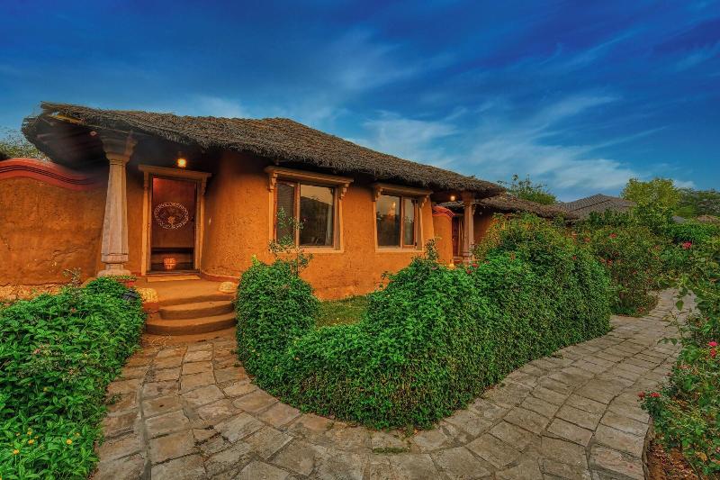The Earth Resort By Stotrak - Ranthambore image