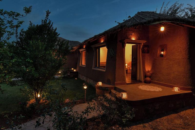 The Earth Resort By Stotrak - Ranthambore image