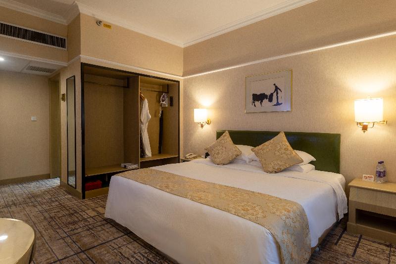 Metropark Lido Hotel Beijing image