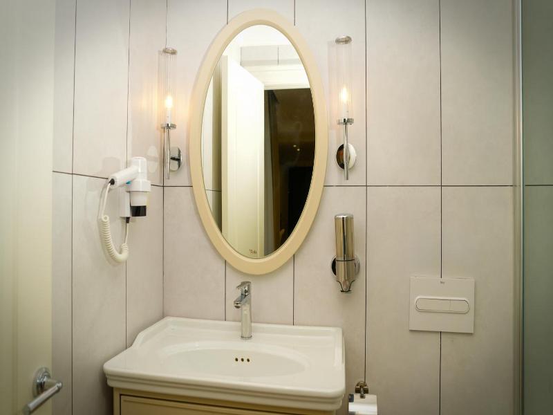 Gaia Suites Istanbul image