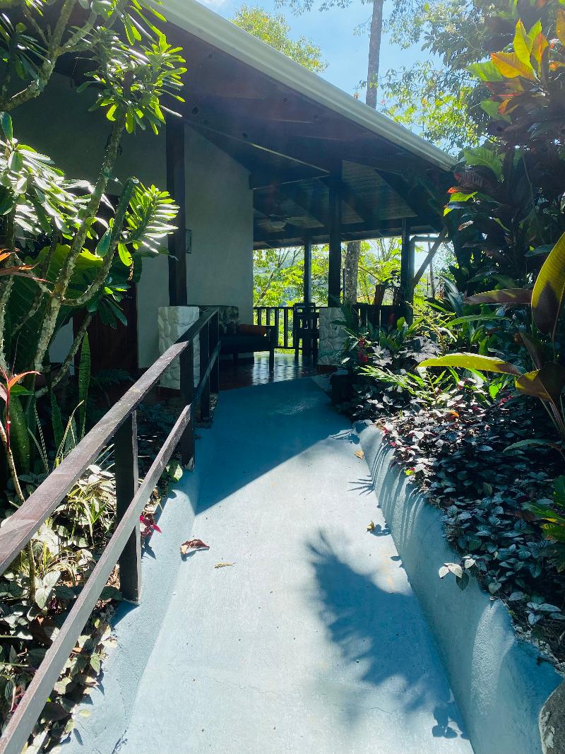 Villas En El Bosque image