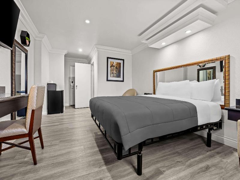 Rodeway Inn Santa Ana - Garden Grove image