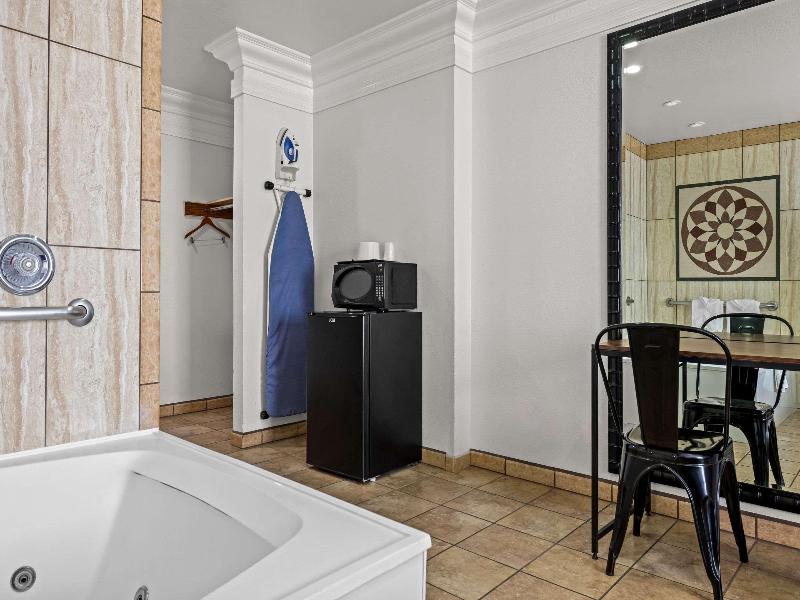 Rodeway Inn Santa Ana - Garden Grove image