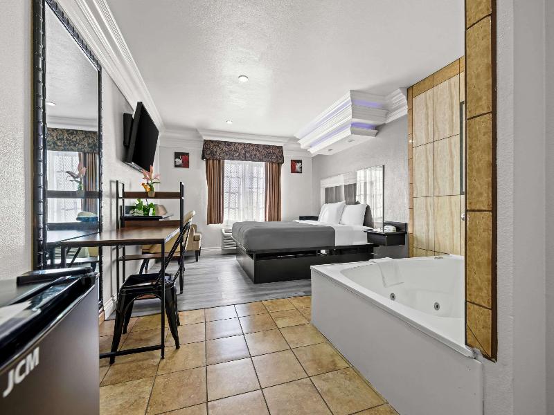 Rodeway Inn Santa Ana - Garden Grove image