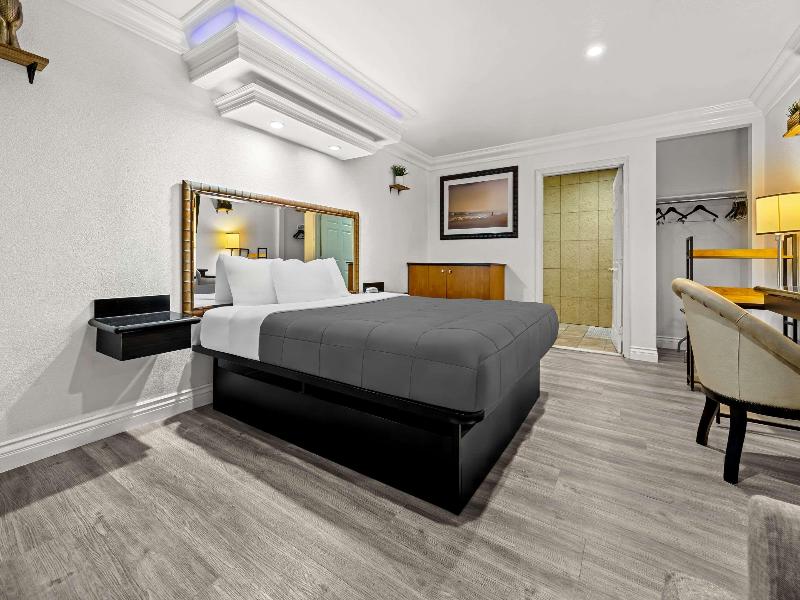 Rodeway Inn Santa Ana - Garden Grove image
