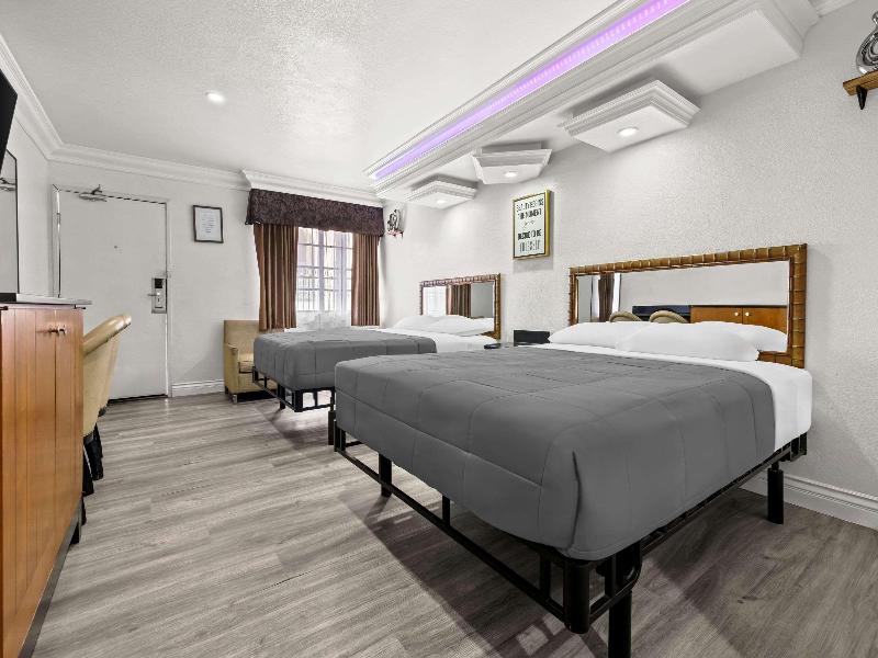 Rodeway Inn Santa Ana - Garden Grove image