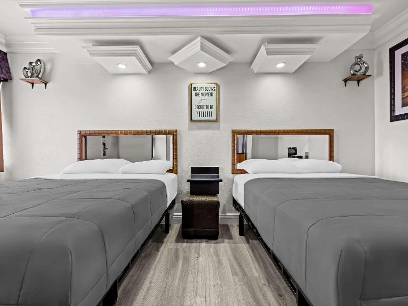 Rodeway Inn Santa Ana - Garden Grove image