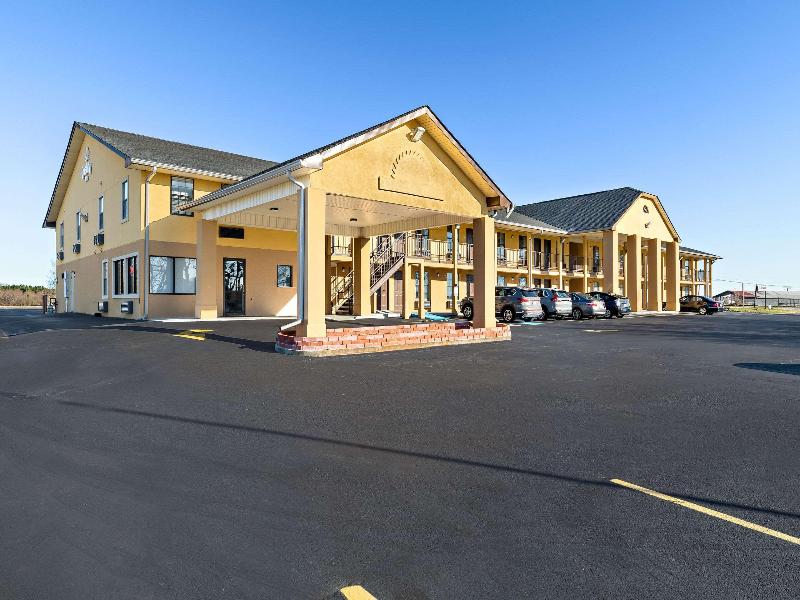 Quality Inn Monroe image