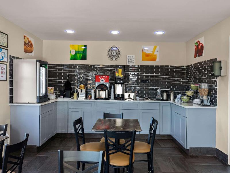 Quality Inn Monroe image