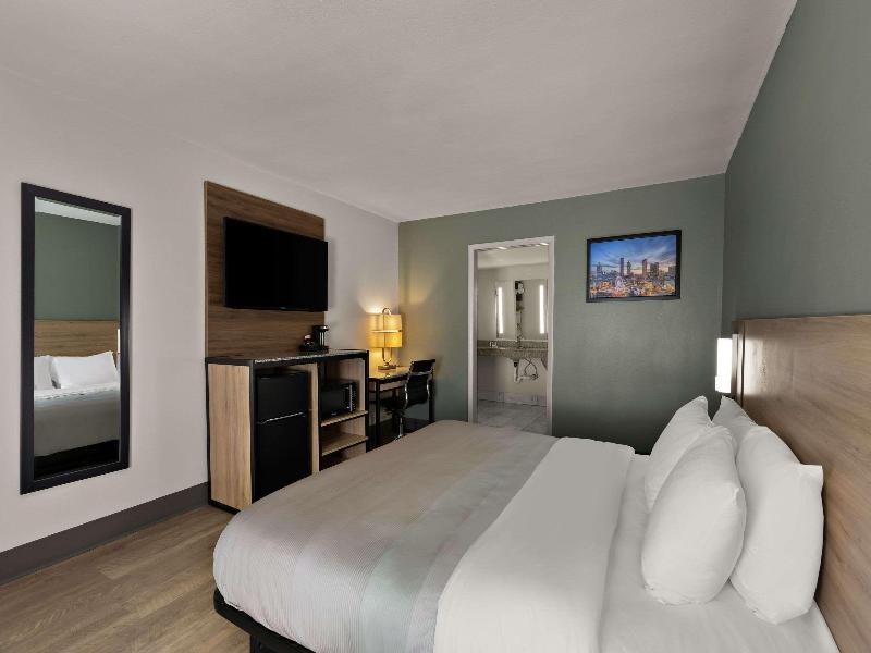 Quality Inn Monroe image