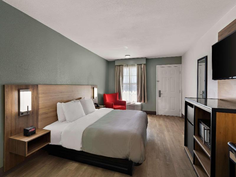 Quality Inn Monroe image