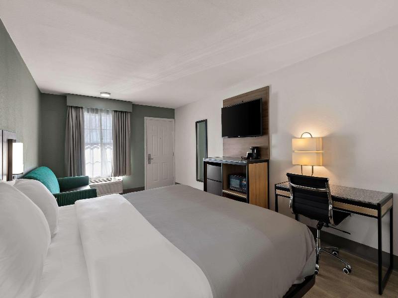 Quality Inn Monroe image