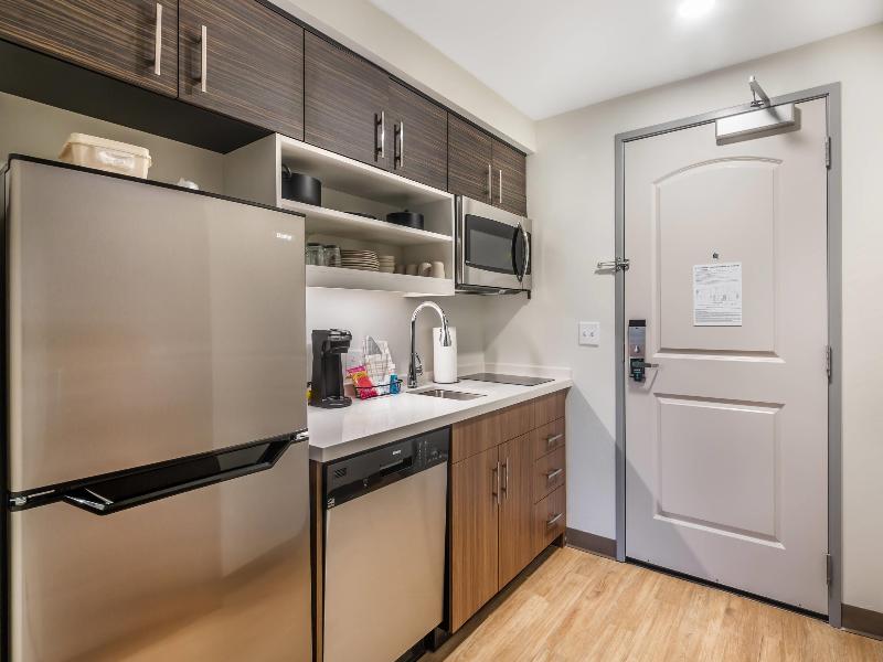 Mainstay Suites Fort Myers East I-75 image