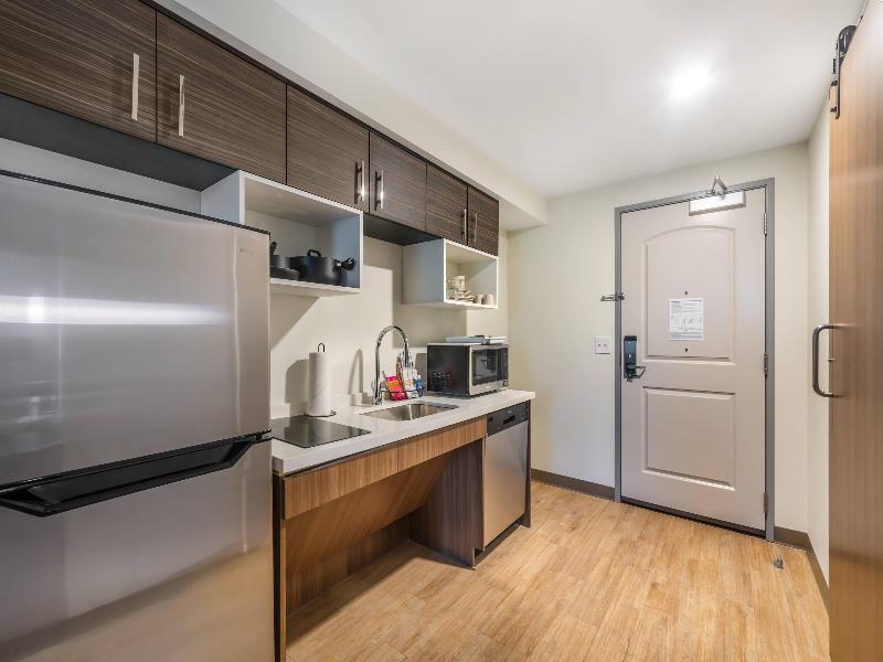 Mainstay Suites Fort Myers East I-75 image