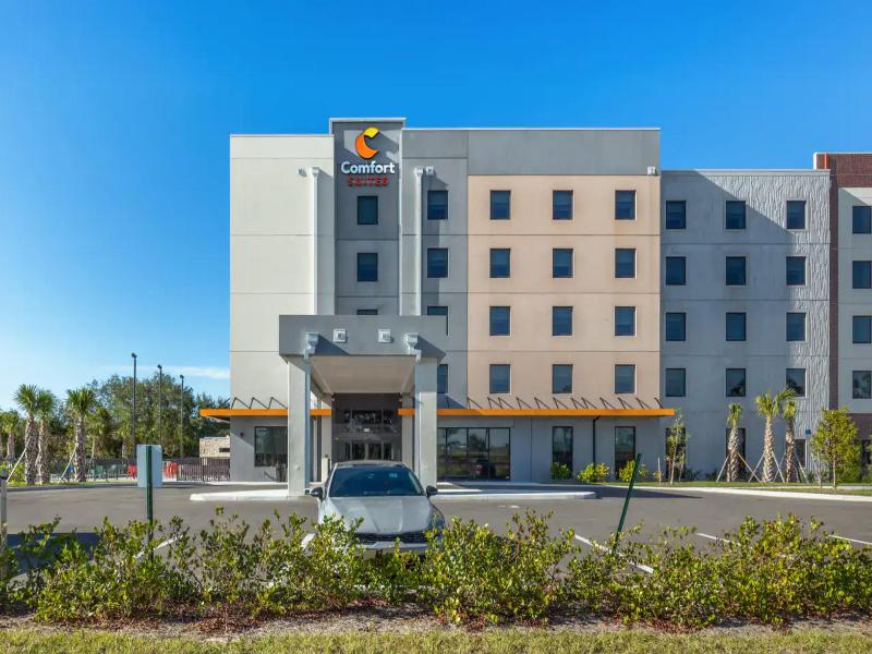 Comfort Suites Fort Myers East I-75 image