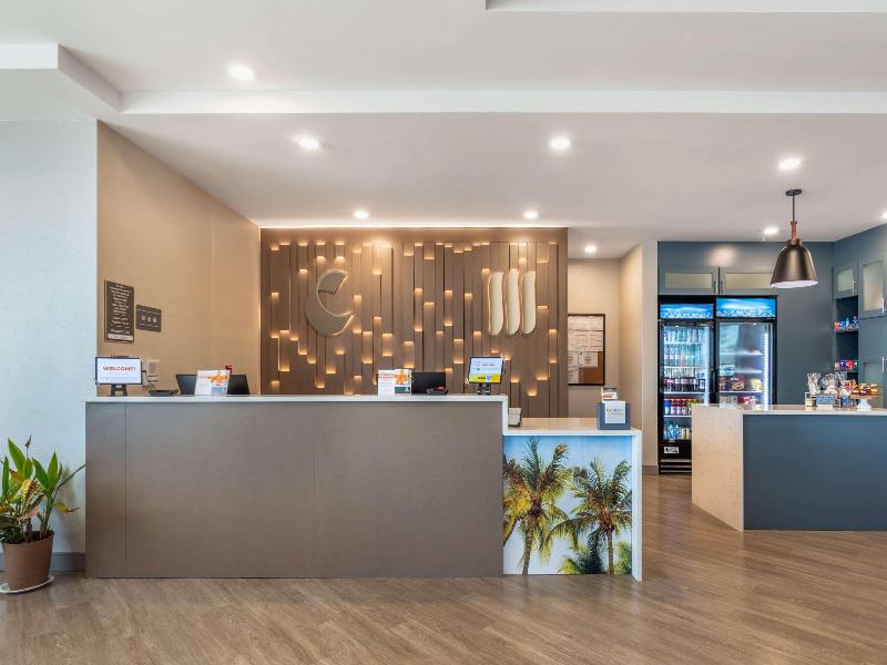 Comfort Suites Fort Myers East I-75 image