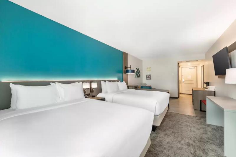 Comfort Suites Fort Myers East I-75 image