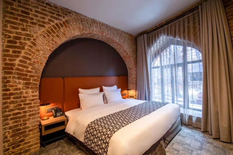 Qarvasla Hotel image