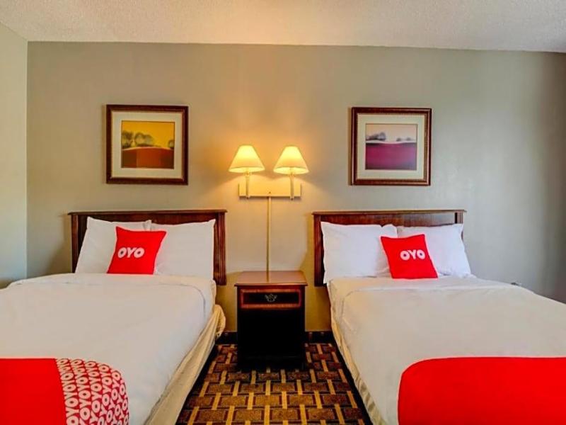 Oyo Hotel Douglas Ga Us-441 image 6