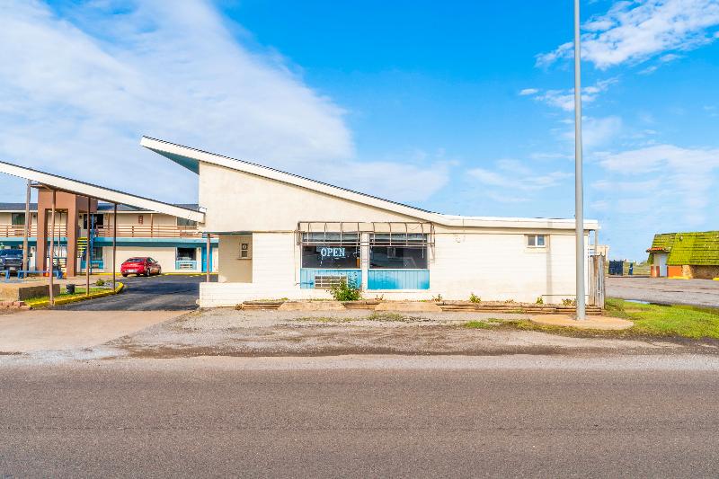 Budget Inn By Oyo Frederick Us-183 image
