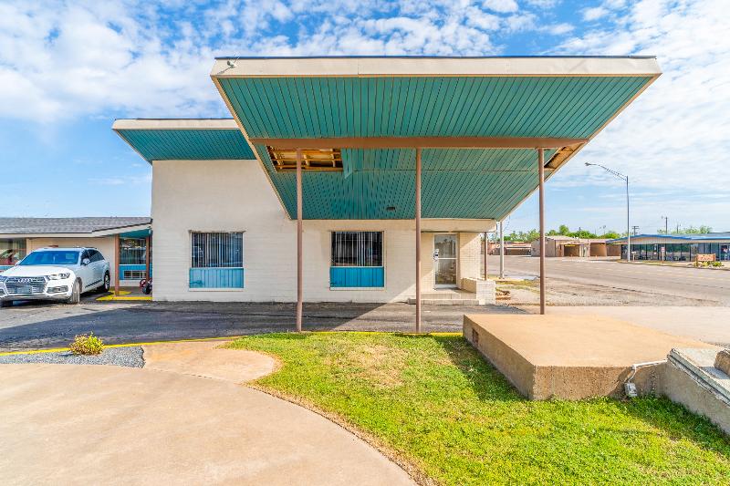Budget Inn By Oyo Frederick Us-183 image