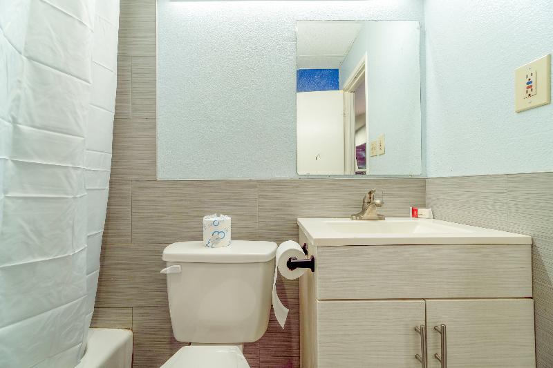 Budget Inn By Oyo Frederick Us-183 image