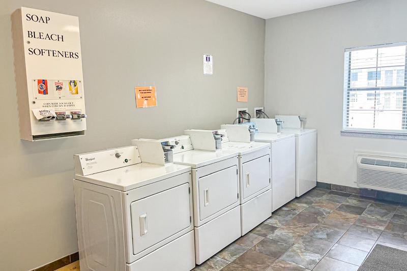 OYO Townhouse Beaumont Medical Center Area I-10 image