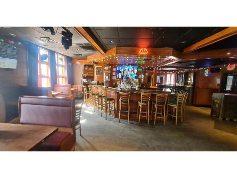 Werry's Cottages & Pub By OYO East Stroudsburg image