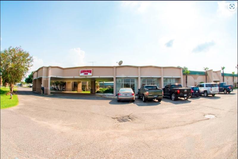 Oyo Hotel Audubon Baton Rouge Port Allen I-10 image