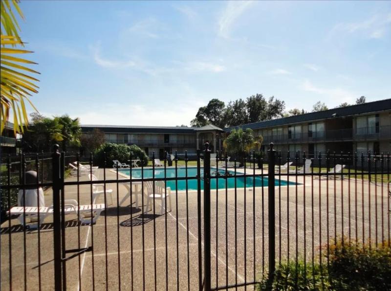 Oyo Hotel Audubon Baton Rouge Port Allen I-10 image