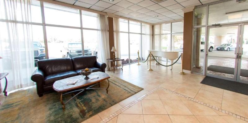 Oyo Hotel Audubon Baton Rouge Port Allen I-10 image