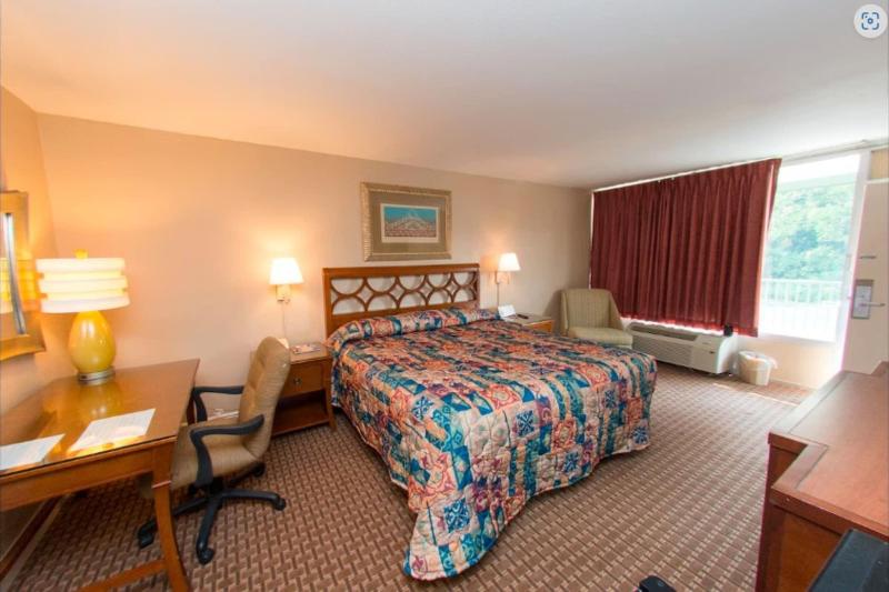 Oyo Hotel Audubon Baton Rouge Port Allen I-10 image