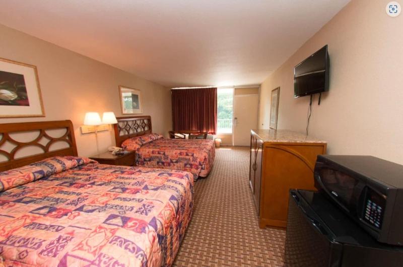 Oyo Hotel Audubon Baton Rouge Port Allen I-10 image