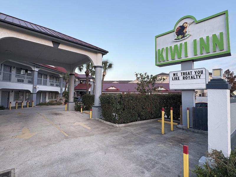 Kiwi Inn By Oyo Willowbrook Houston Hw 249 Beltway image