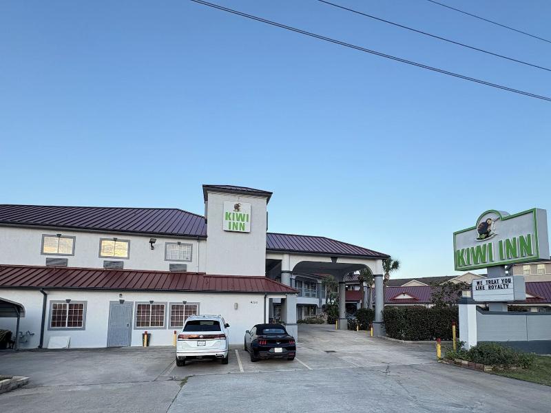 Kiwi Inn By Oyo Willowbrook Houston Hw 249 Beltway image