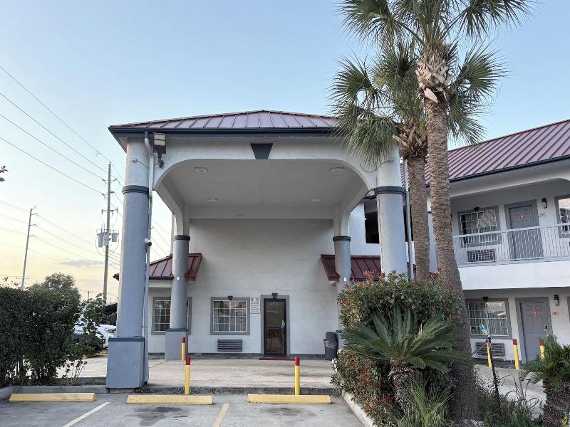 Kiwi Inn By Oyo Willowbrook Houston Hw 249 Beltway image