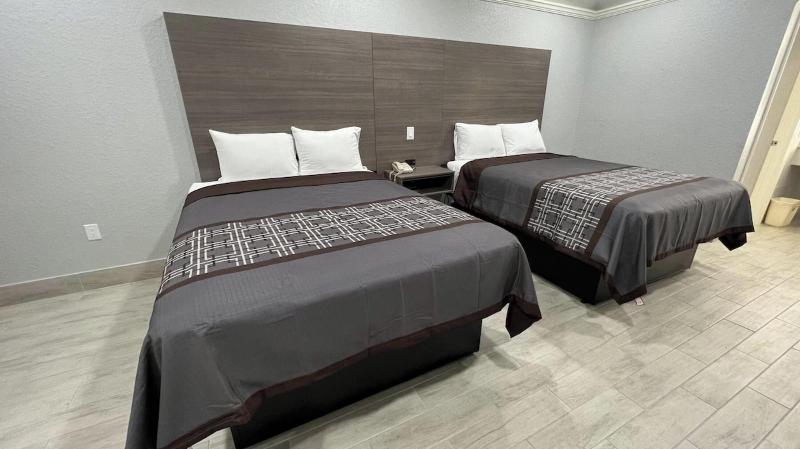 Kiwi Inn By Oyo Willowbrook Houston Hw 249 Beltway image