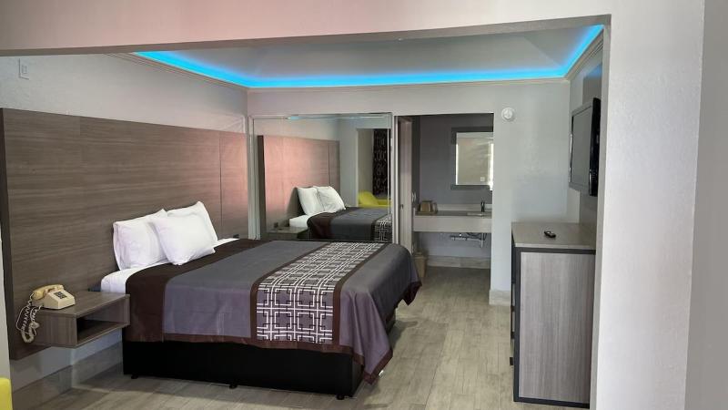 Kiwi Inn By Oyo Willowbrook Houston Hw 249 Beltway image