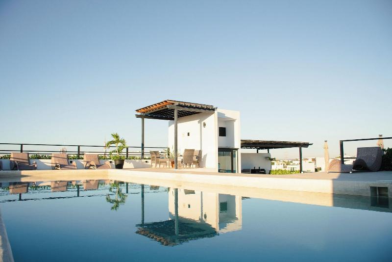Torre Diez Grupo Amber - Collection O image