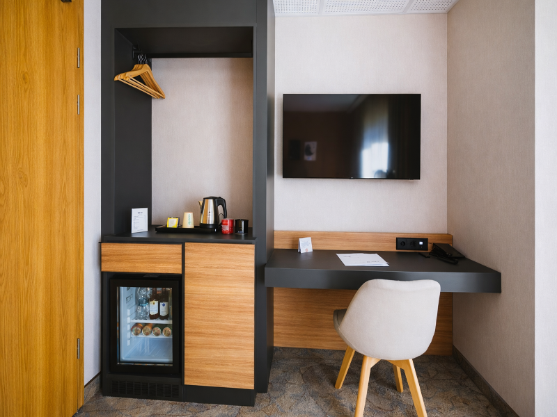 B1 Downtown Hotel image