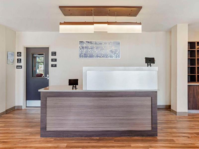 Sleep Inn & Suites Fort Walton Beach - Destin West image