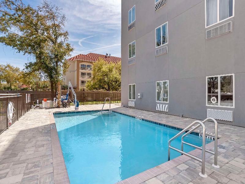 Sleep Inn & Suites Fort Walton Beach - Destin West image